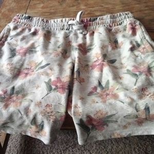 Selling my gentle used shorts